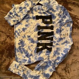 Long sleeve pink blue tie-dye crop top